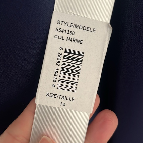 KAY UNGER Jenna Stretch Crepe Jumpsuit w/ Grommet - Picture 11 of 12